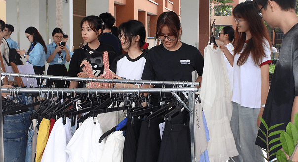 Khởi nghiệp kinh doanh đồ secondhand