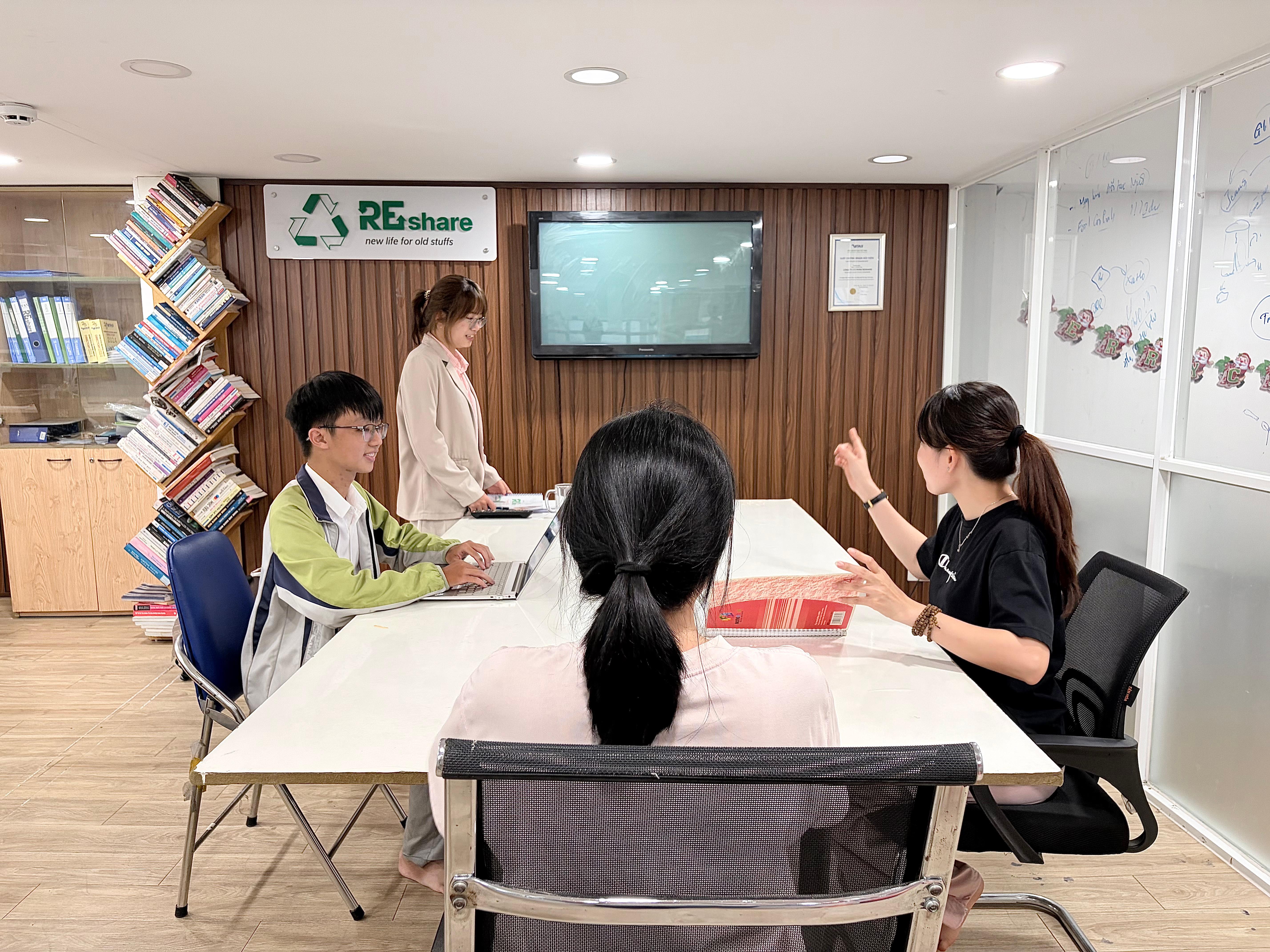 Development consulting image